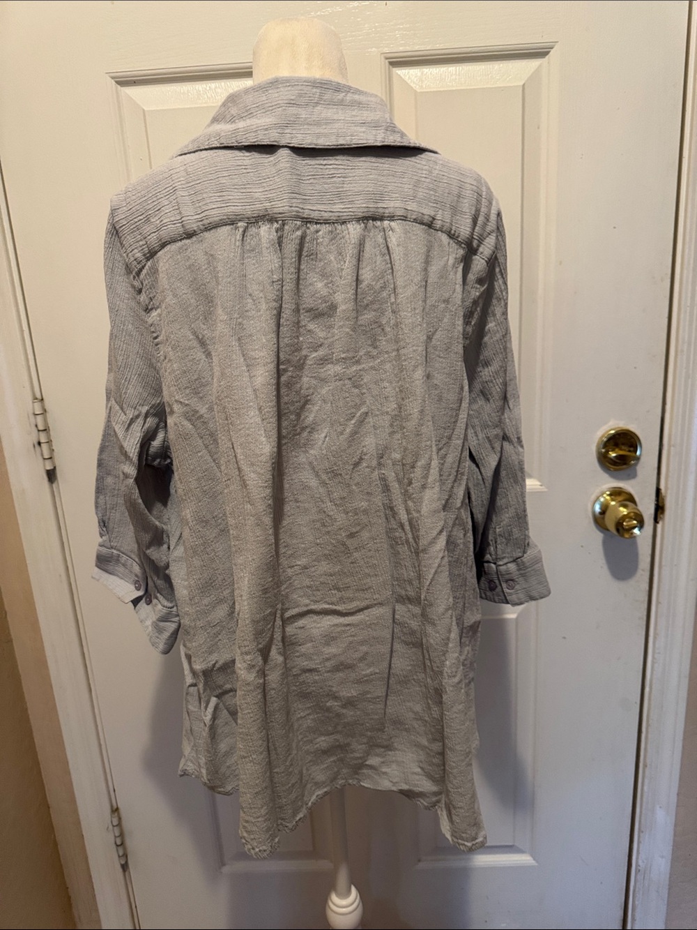 Embroidered Button-Down Tunic - Picture 6 of 9